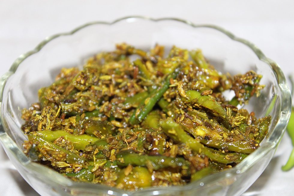 Hari Mirch ka Achaar - Green Chilli Pickle - ANJU TIWARI